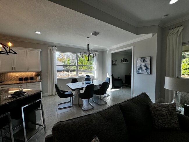 Building Photo - 6008 Bella Rosa Ln