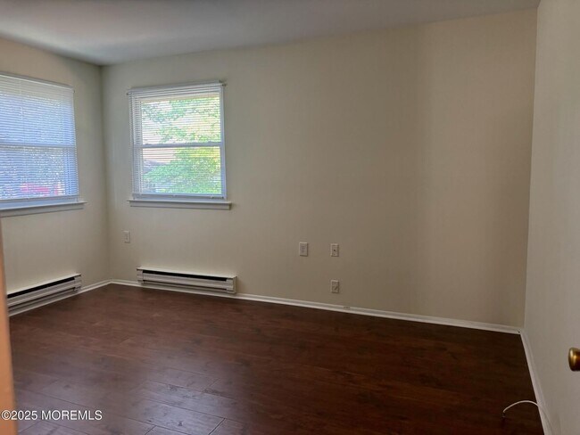 Building Photo - 7A Canton Dr