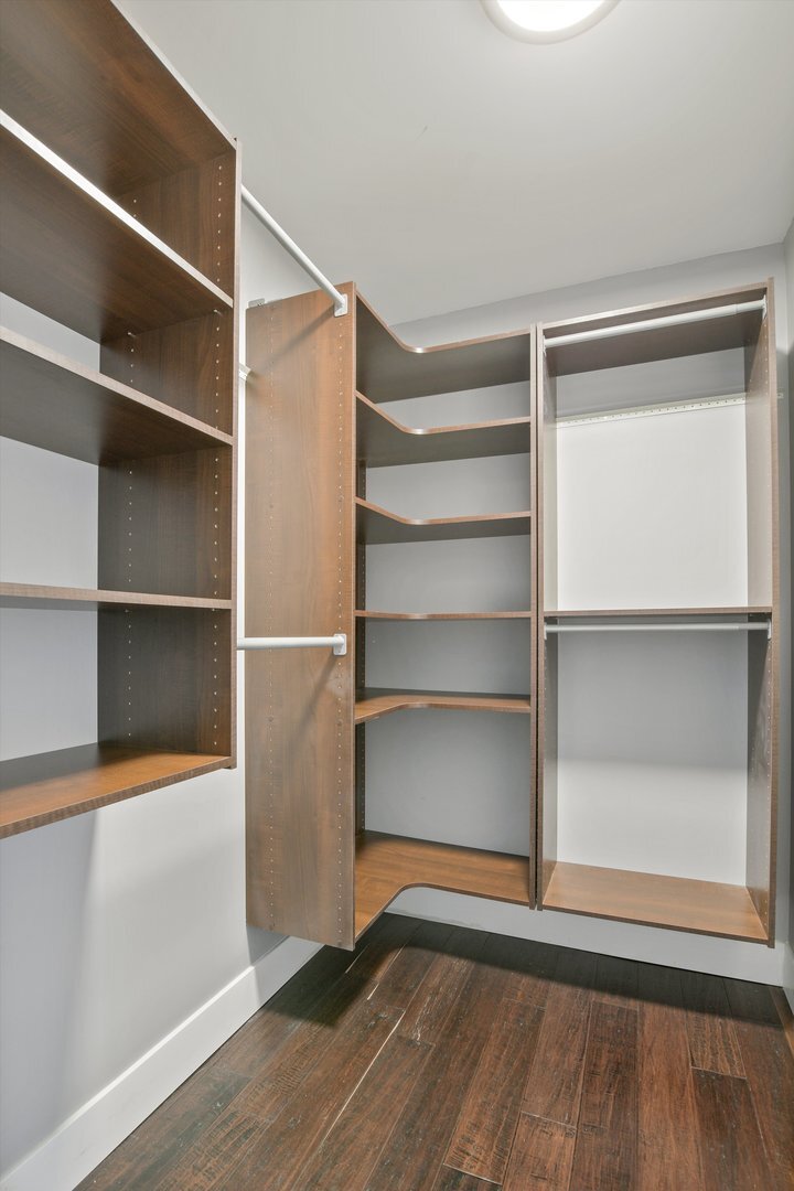 Building Photo - 545 N Dearborn St