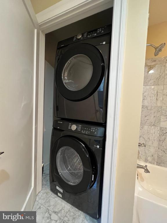 Building Photo - 1811 Chestnut St