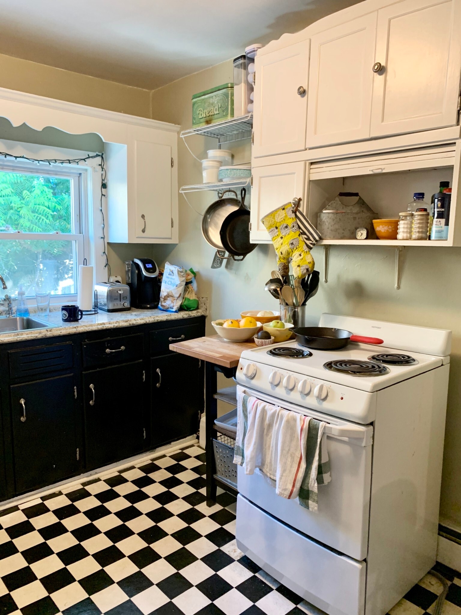 Building Photo - 3 Sparhawk St