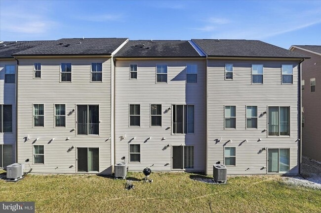 Building Photo - 16416 Fife Wy