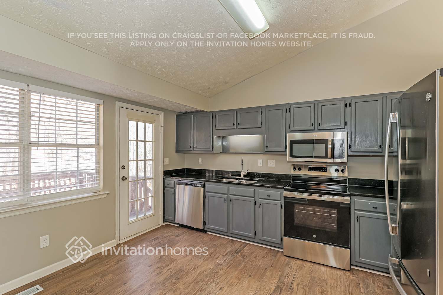 Building Photo - 4688 Sterling Pointe Dr