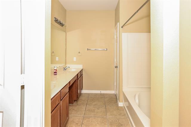 Building Photo - 279 Edison Ln