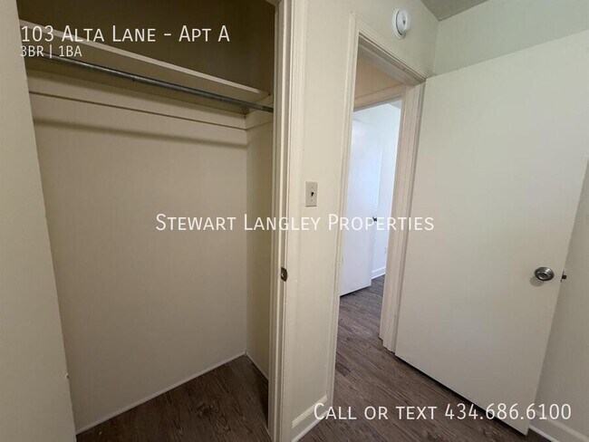 Building Photo - 103 Alta Ln