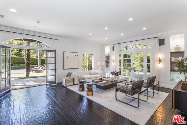 Building Photo - 17230 Silver Ln