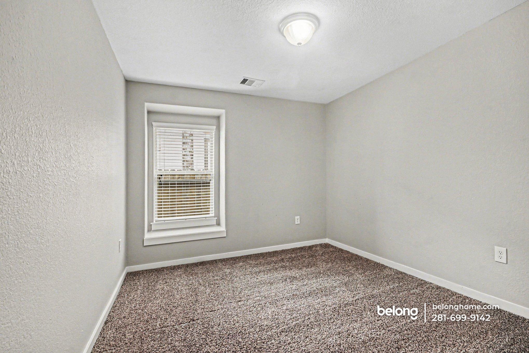 Building Photo - 6911 Rosemont Ct
