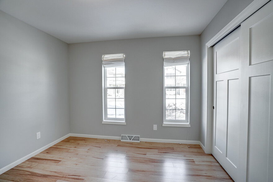 Bedroom 2 - 9121 Weatherstone Rd