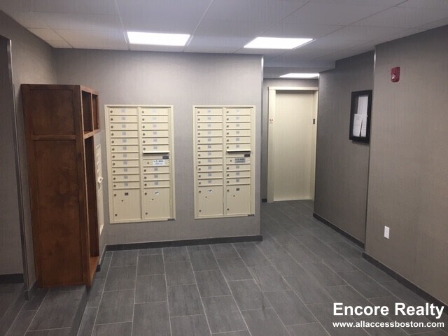 Building Photo - 33 Lancaster Terrace