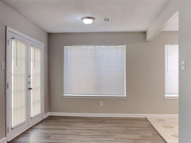 Building Photo - 7434 Tetela Dr