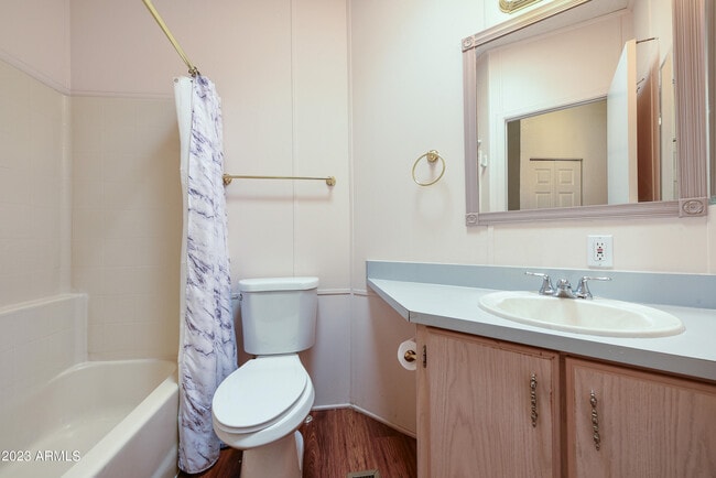 Building Photo - 6178 S Pinehurst Dr