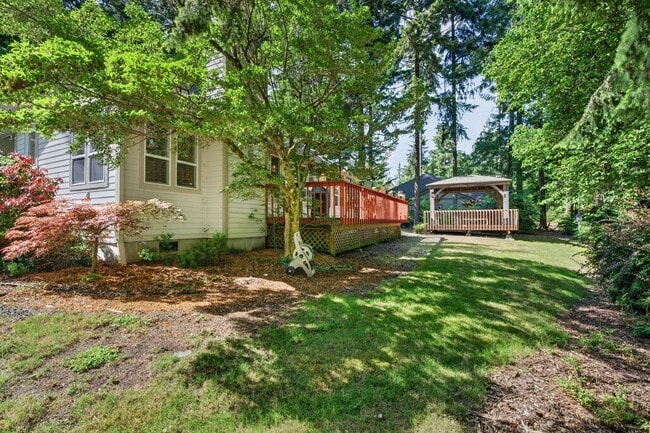 Building Photo - Coastal Elegance Near Sunrise Beach: Luxury 3BR/2.5BA Gig Harbor Home