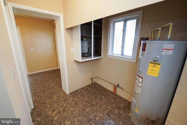 Building Photo - 1306 Frederick Ave