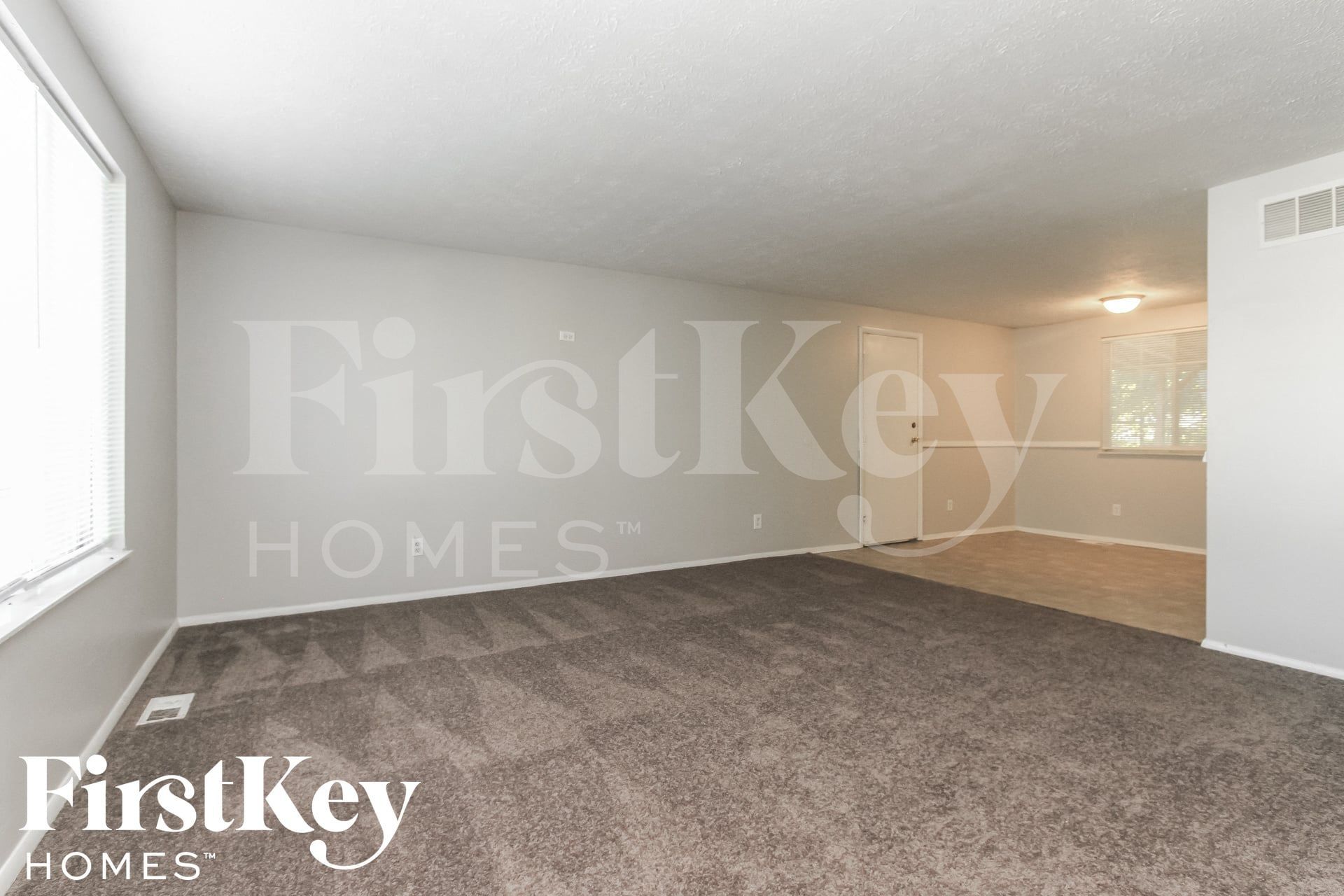 Building Photo - 2530 Fairhaven Dr