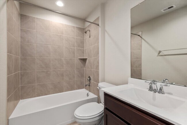 Building Photo - 29627 Juntti Park Ct