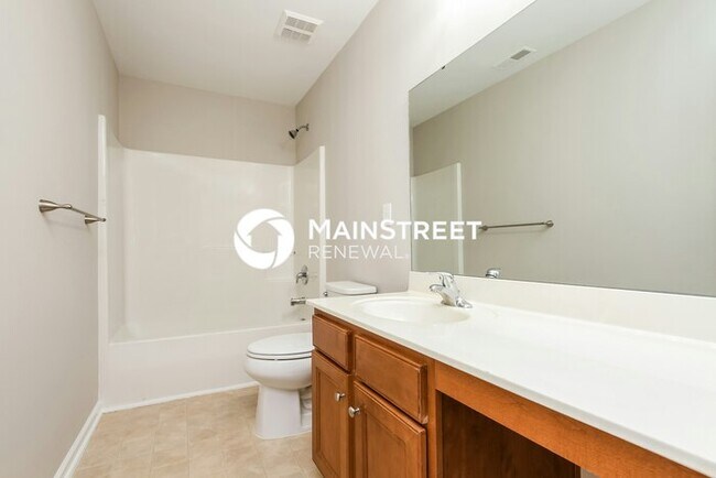 Building Photo - 4 Bedroom Pet-Friendly Home in Huntersville, NC with Main Street Renewal