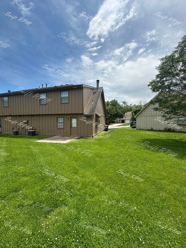 Building Photo - 6704 W 150th St