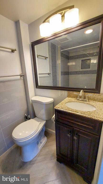 Building Photo - 8709 Ravenglass Way