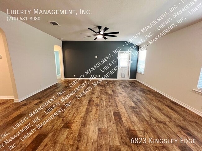 Building Photo - 6823 Kingsley Edge