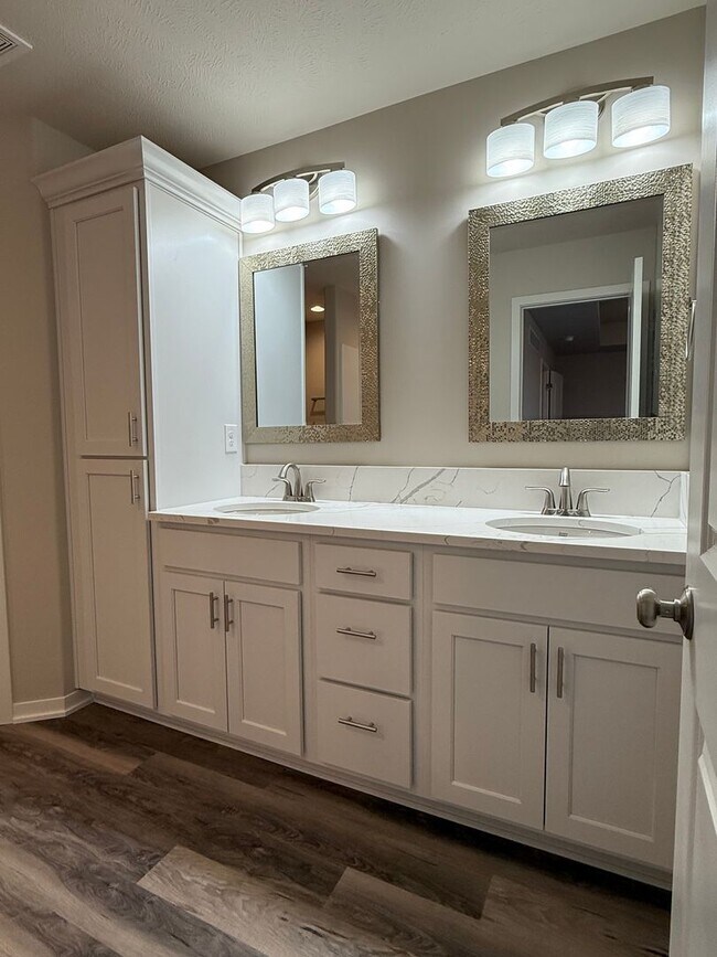 Building Photo - Brand New Spacious 2-Story with 3 bedrooms/2.5 bathrooms in Waverly