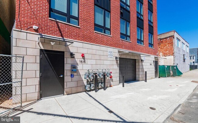 Building Photo - 1616 N Bailey St