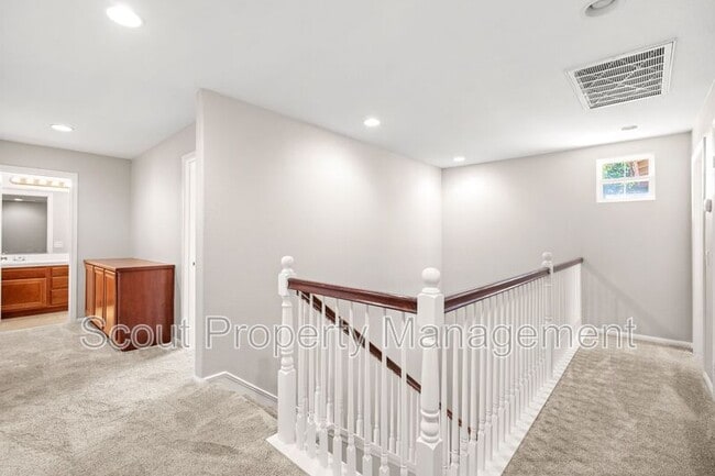 Building Photo - 44704 Mumm St