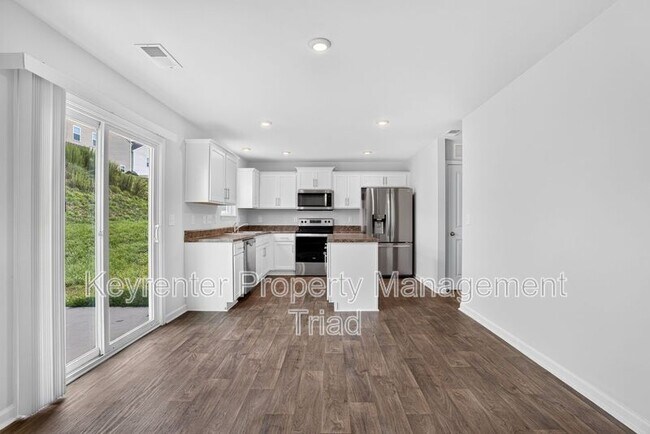 Building Photo - 5109 Black Frst Dr