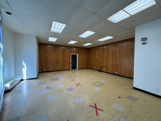 Building Photo - 5196 Mission St