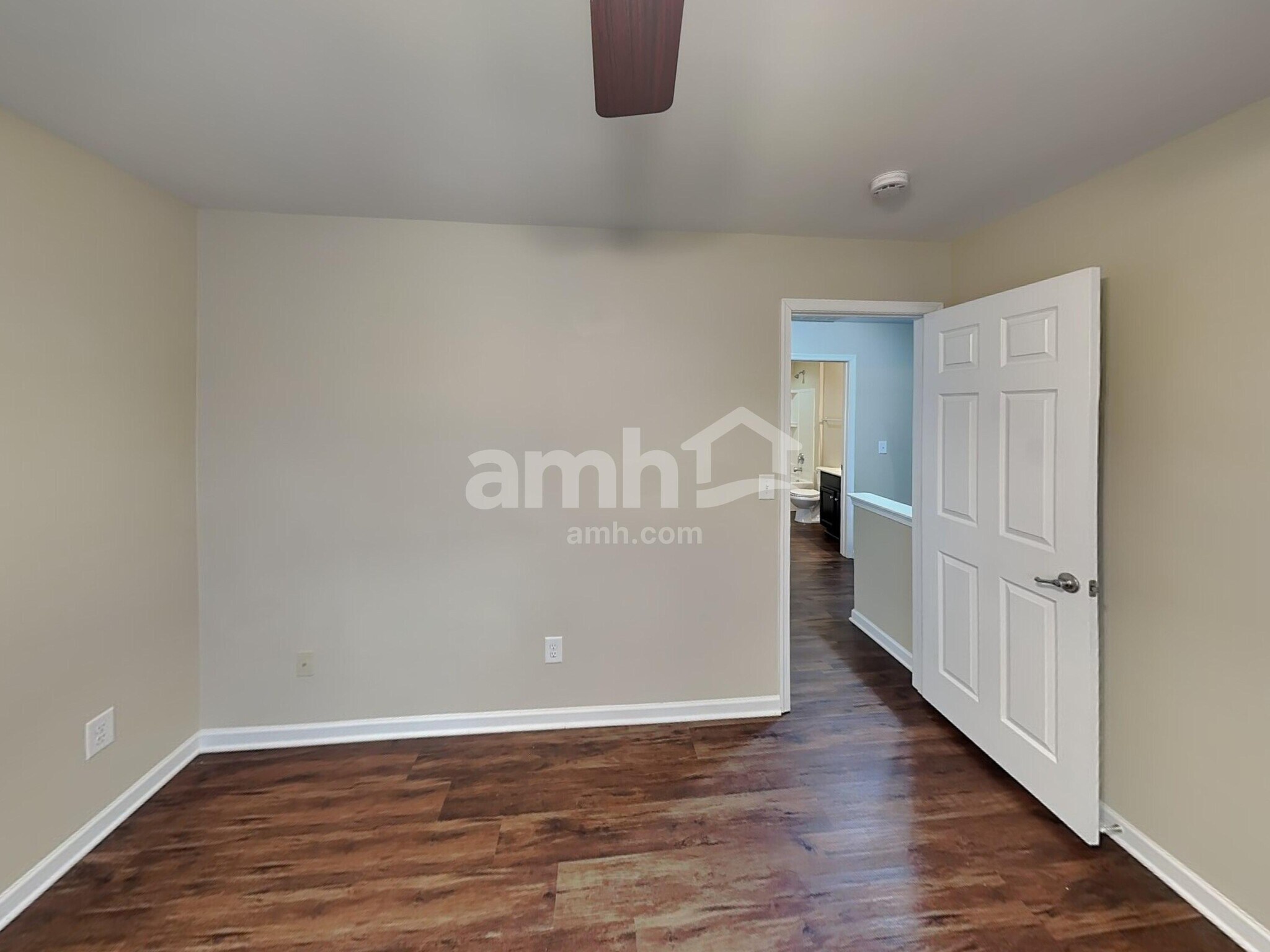 Building Photo - 1028 Daniel Ln