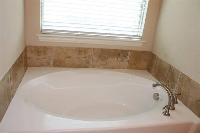 Building Photo - 414 Stonecreek Dr