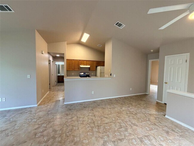 Building Photo - 2904 Whisper Oaks Ln