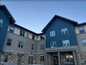Building Photo - Elk Ridge Lodge