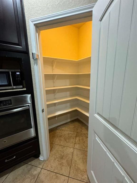 Building Photo - 9626 Common Law