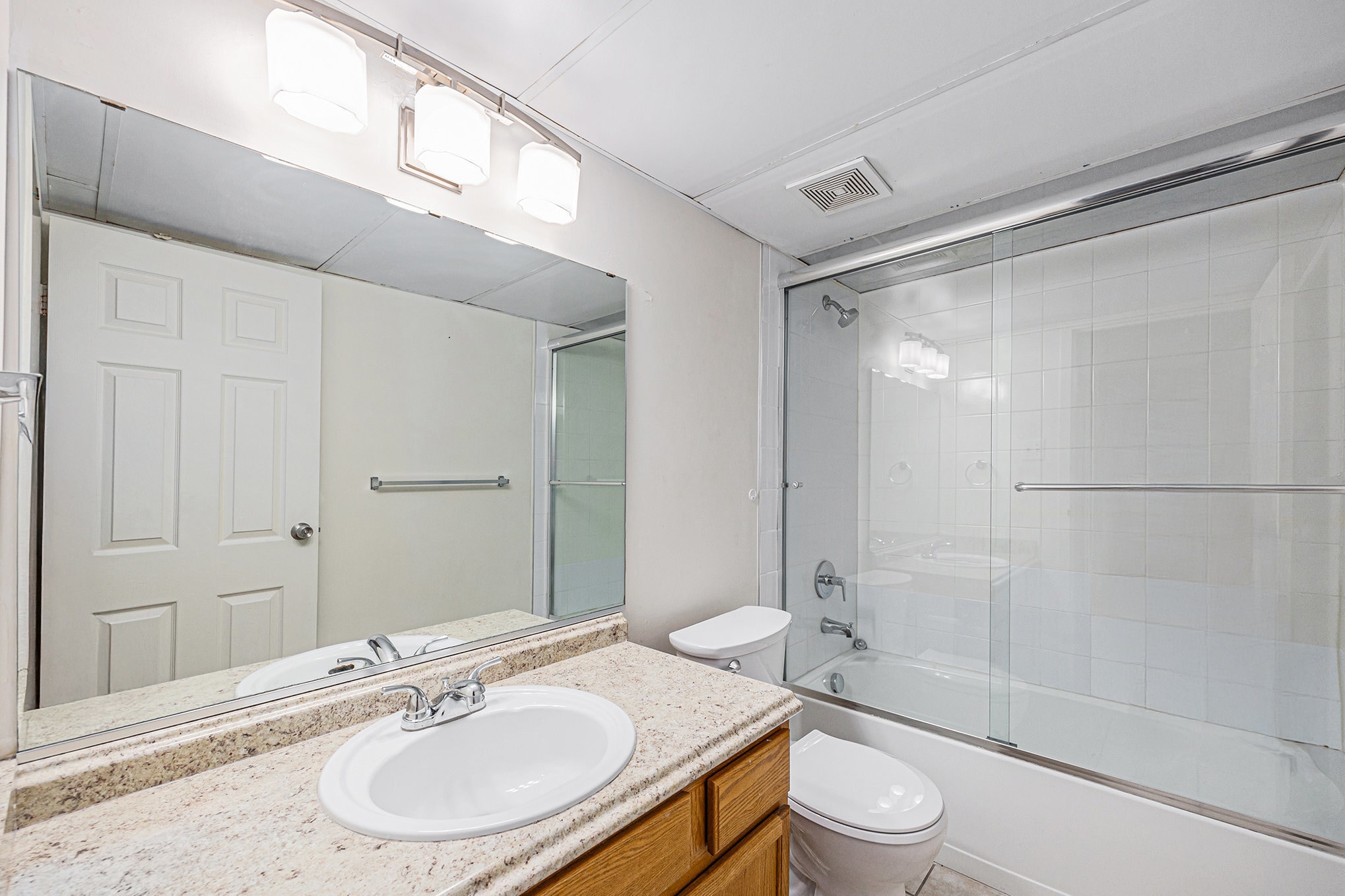 Bathroom - 2225 Buchtel Blvd