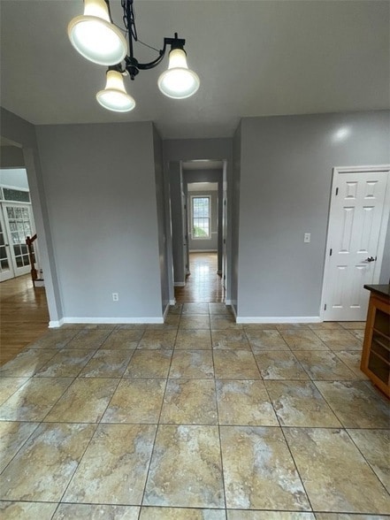 Building Photo - 1513 King Henry Dr