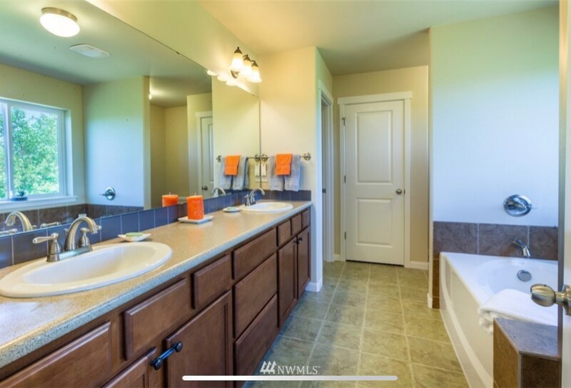 Building Photo - 802 Panorama Ridge