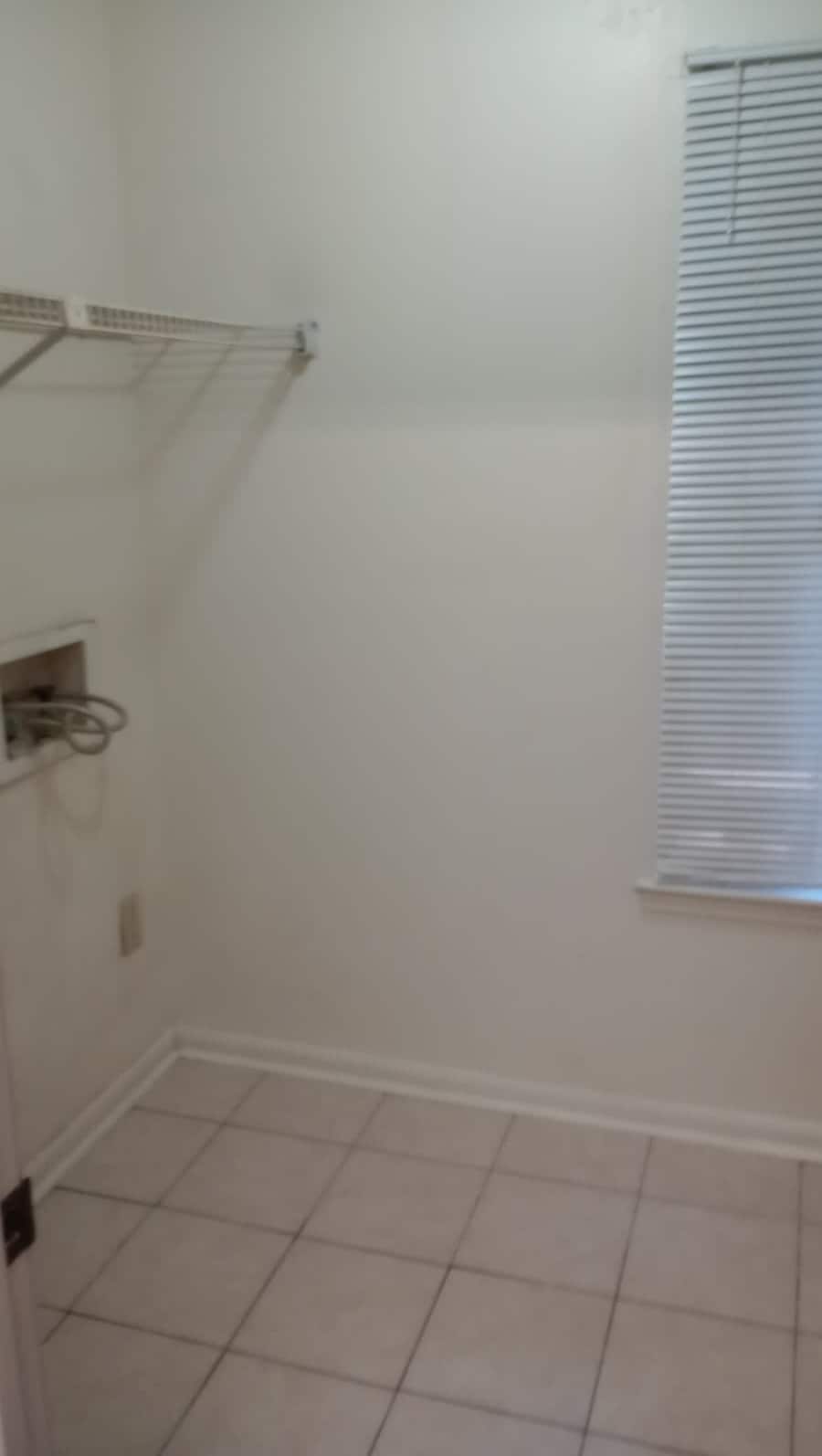Building Photo - 7733 Bles Ave