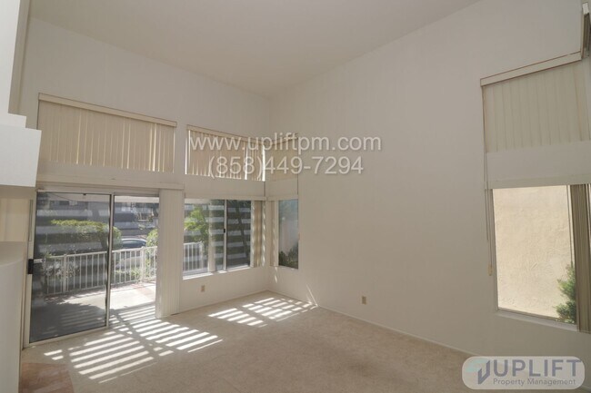 Building Photo - ** MOVE IN SPECIAL $500 OFF FIRST MONTHS R...