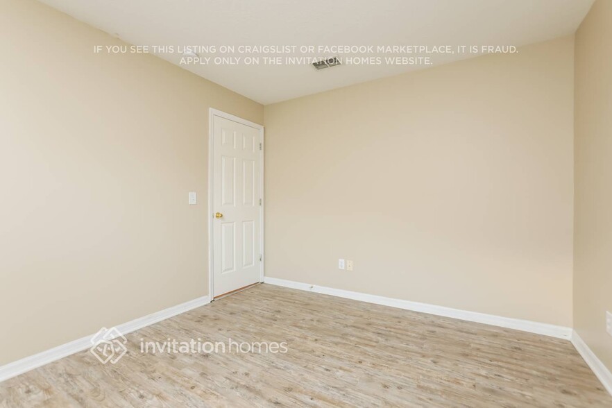Building Photo - 10965 Brown Trout Cir
