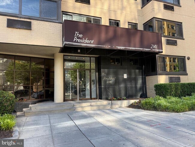 Building Photo - 2141 I St NW