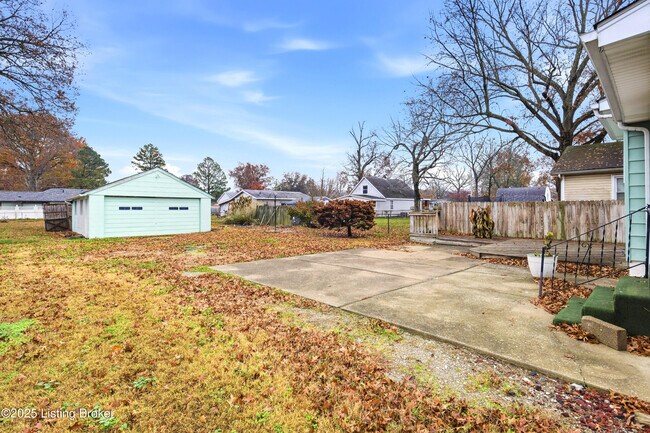 Building Photo - 7173 Beechland Ave