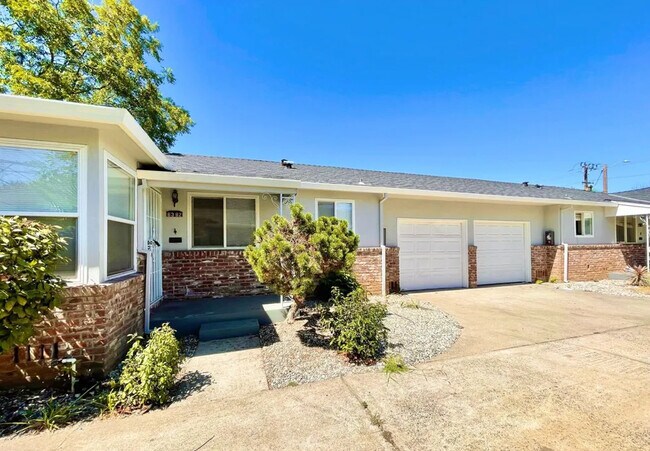 Building Photo - 6382 14th Ave