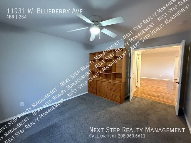 Building Photo - 11931 W Blueberry Ave