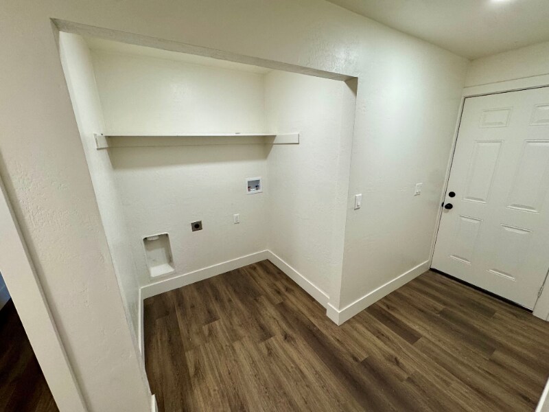 Building Photo - 1 2nd St