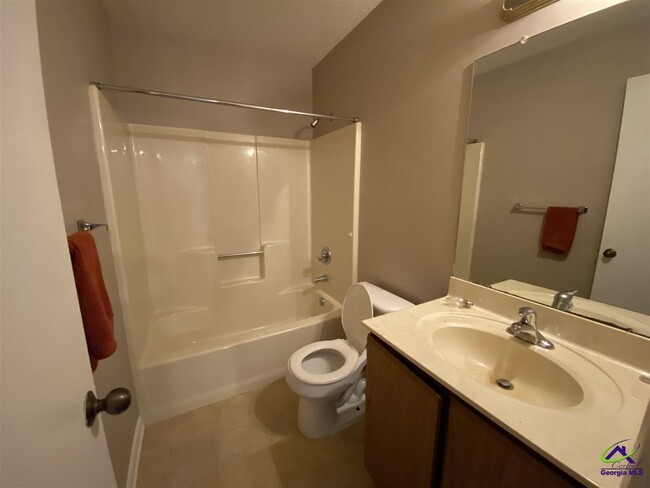 Building Photo - 232 Tallulah Trail