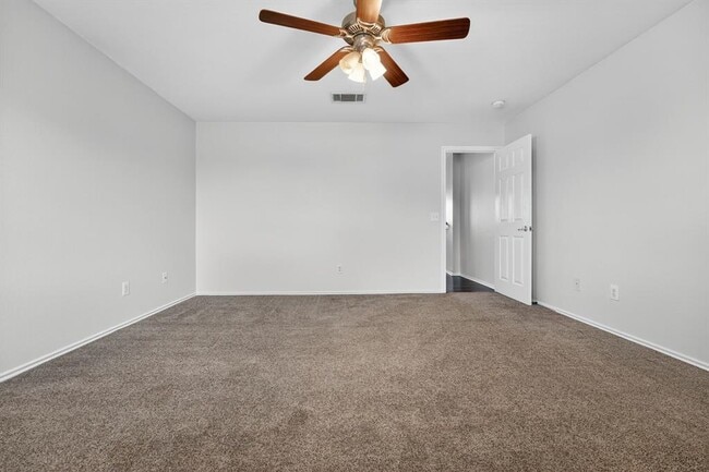 Building Photo - 1520 Anise Dr