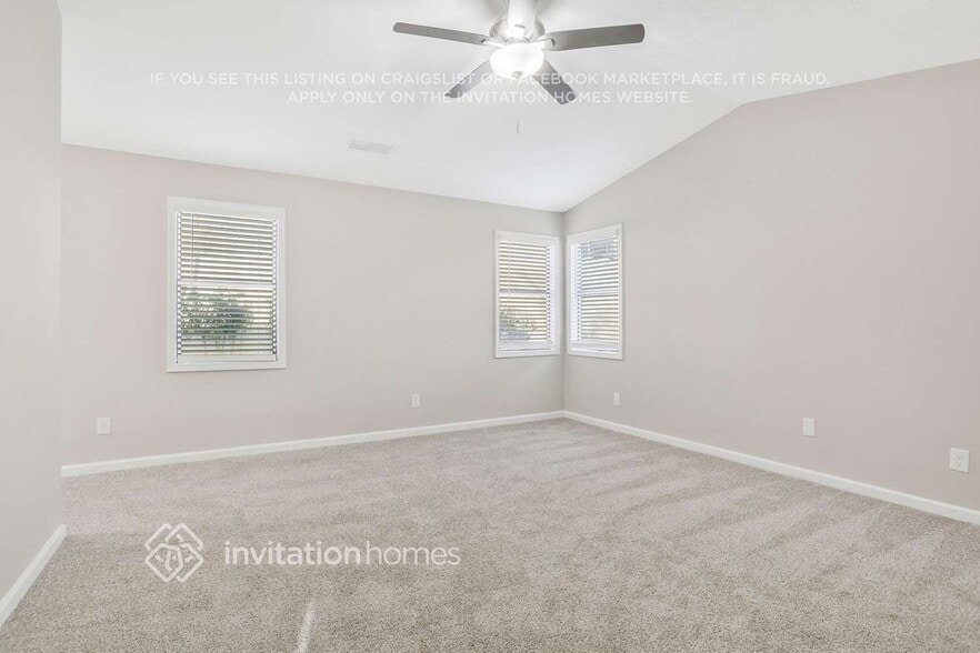 Building Photo - 805 Riverstone Ln