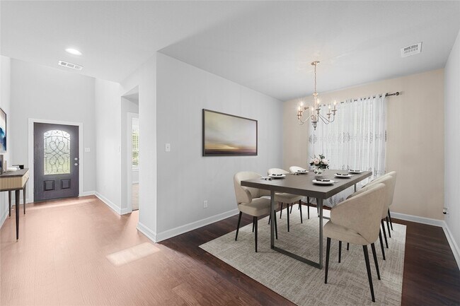 Building Photo - 1296 Carlsbad Dr