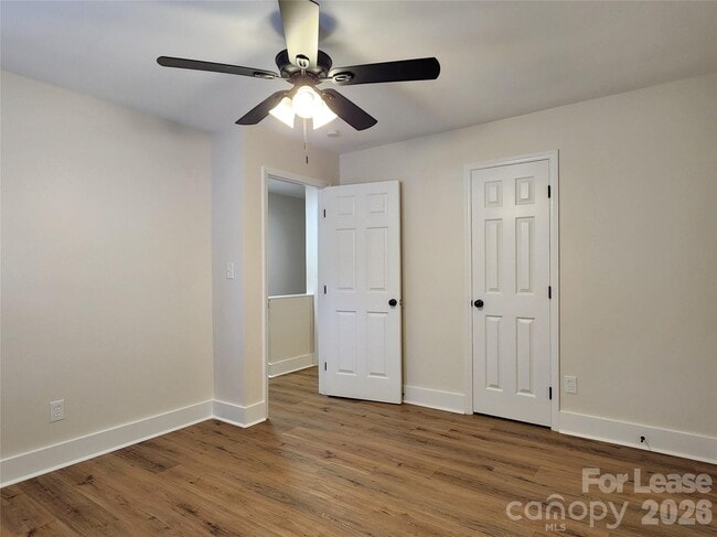 Building Photo - 315 Hamilton Dr NE