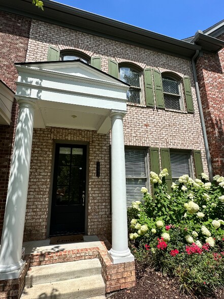 Building Photo - 1003 Cumberland Park Dr